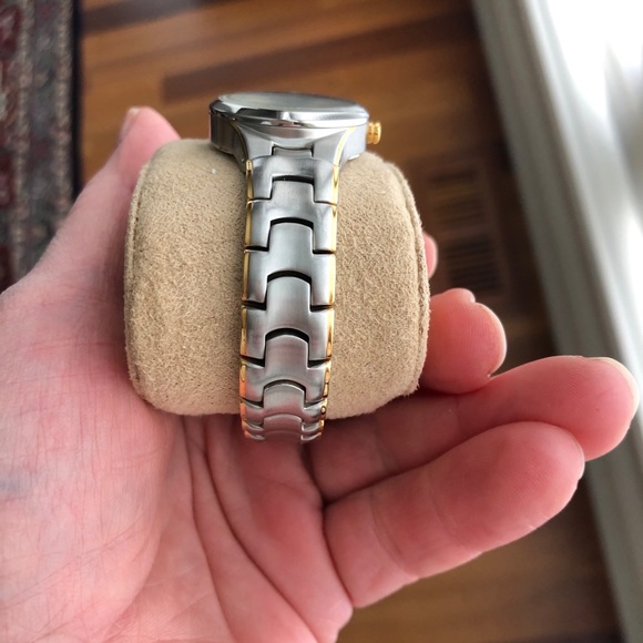 BNIB ladies Vetania watch - Picture 12 of 16